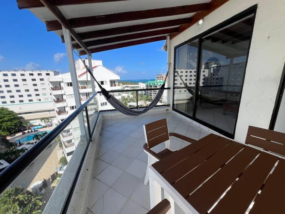 Penthouse Con Vista Al Mar Y Balcon Apartment San Andres  Bagian luar foto